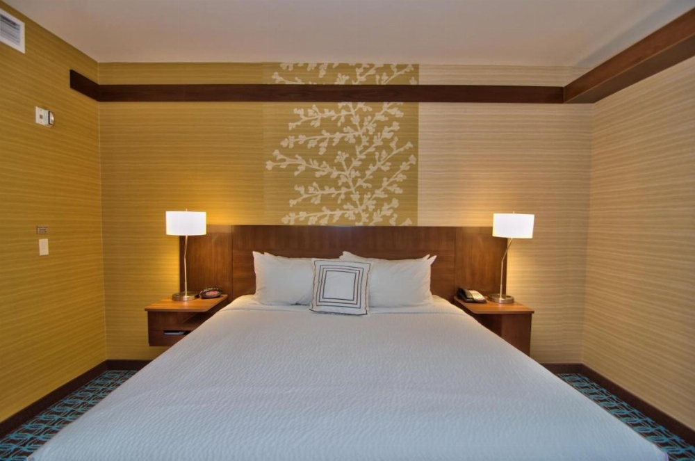 One-Bedroom King Suite